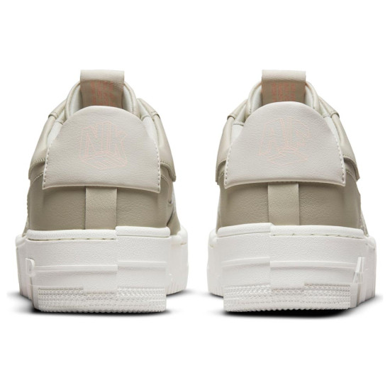 Nike Air Force 1 Pixel